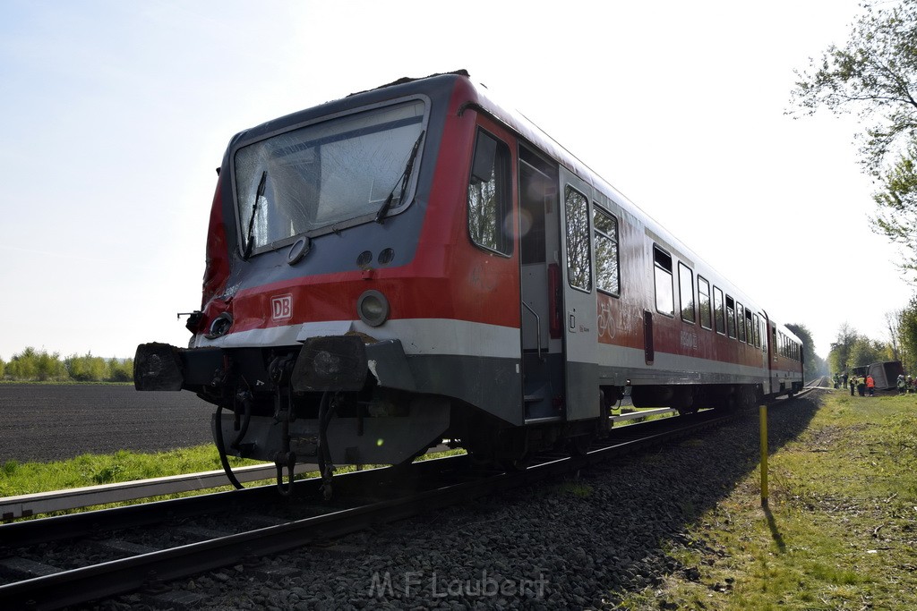 Schwerer VU LKW Zug Bergheim Kenten Koelnerstr P144.JPG - Miklos Laubert